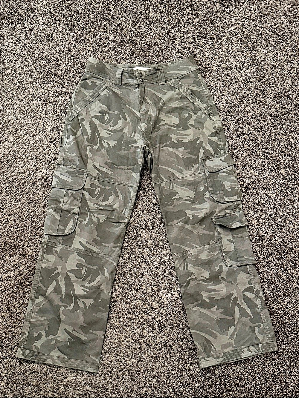 Abercrombie & Fitch Women’s Camo Pants size 29